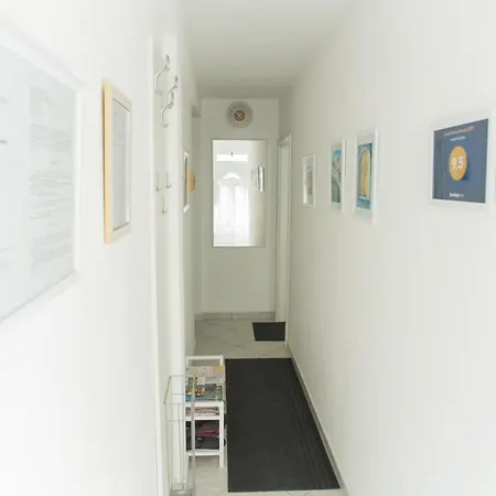 Aurora * موستار