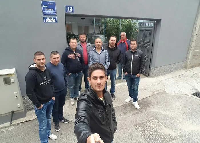 Aurora 게스트하우스